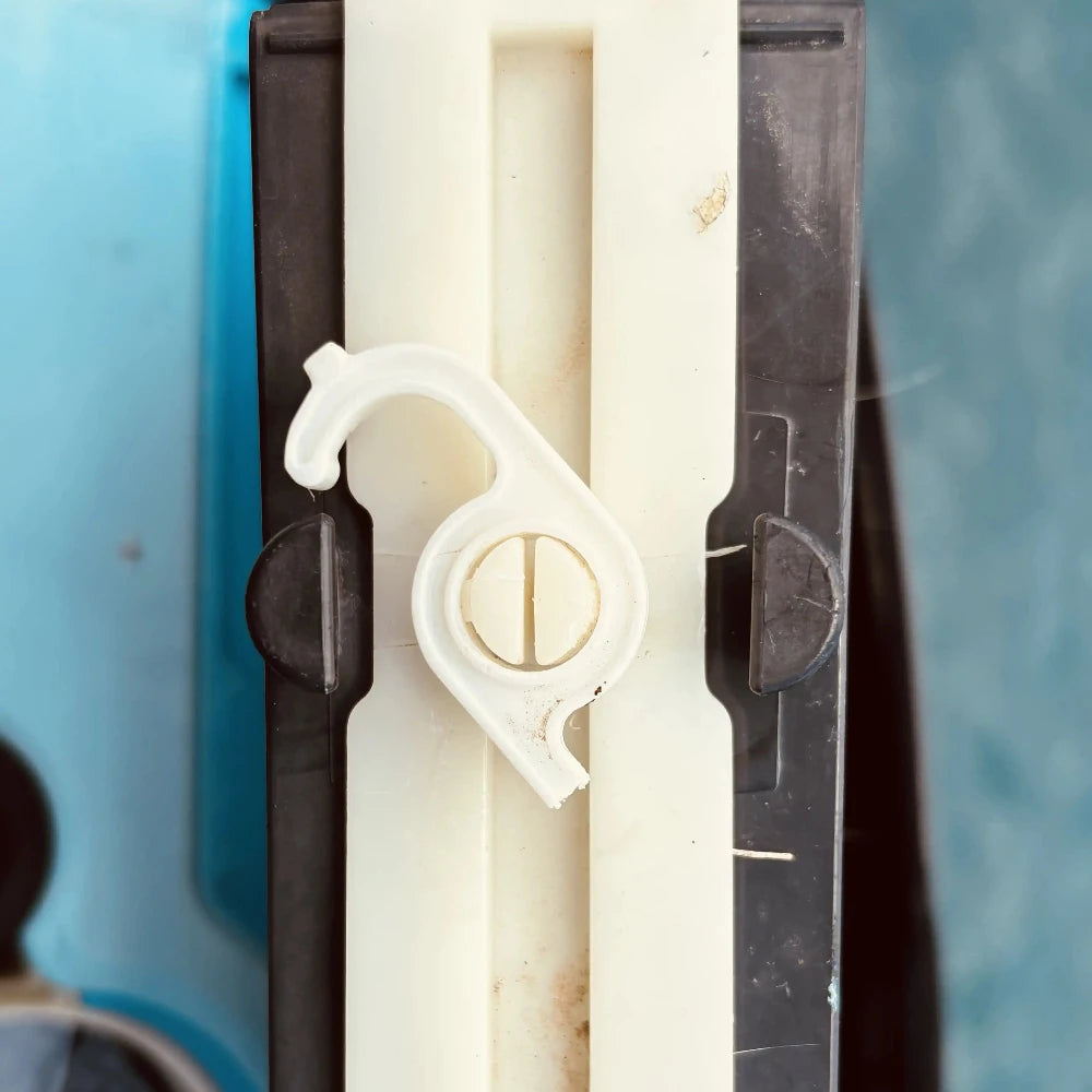 Broken Dolphin Pool cleaner clip