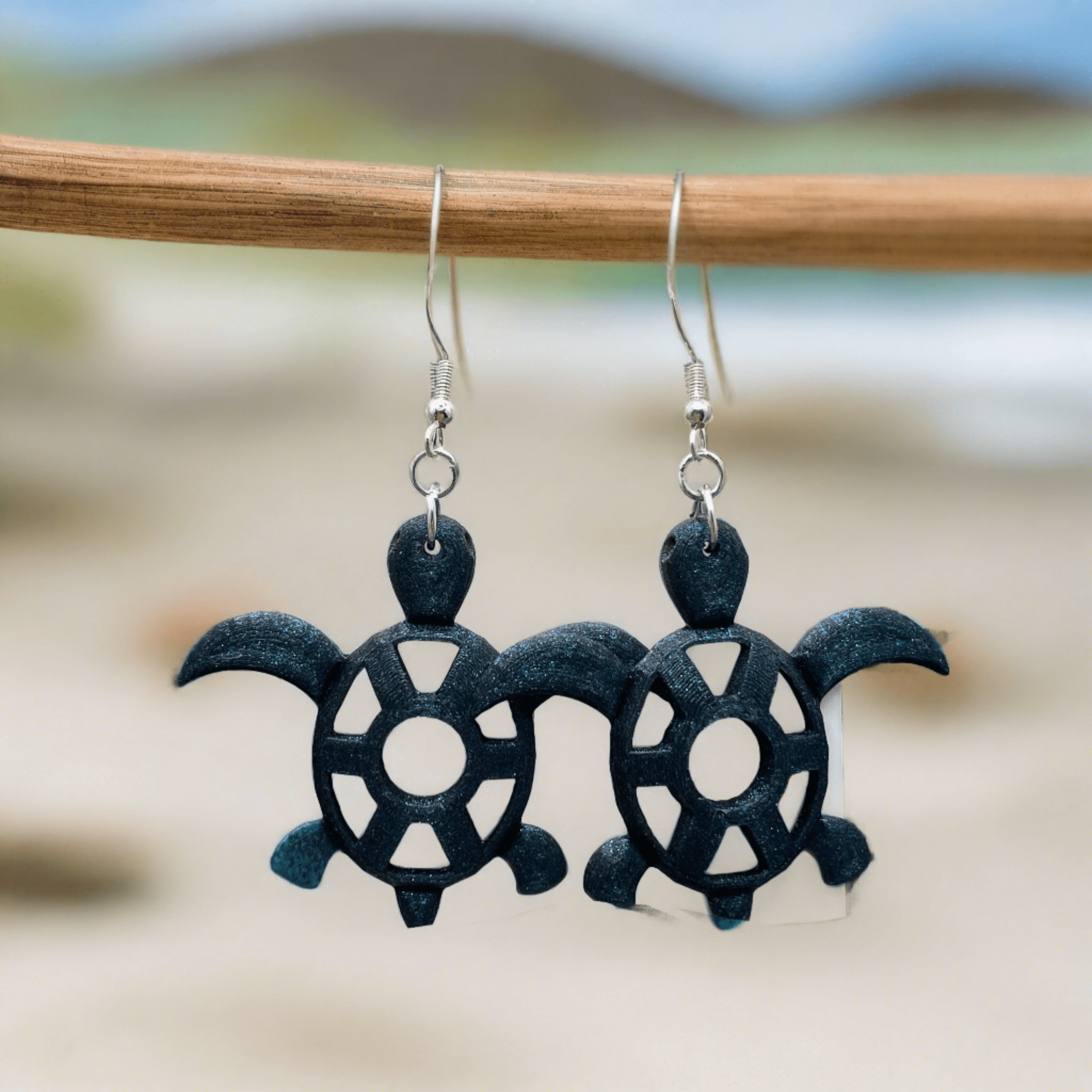 Sea Turtle Dangle Earrings Ð Lightweight & Stylish Gift for Women