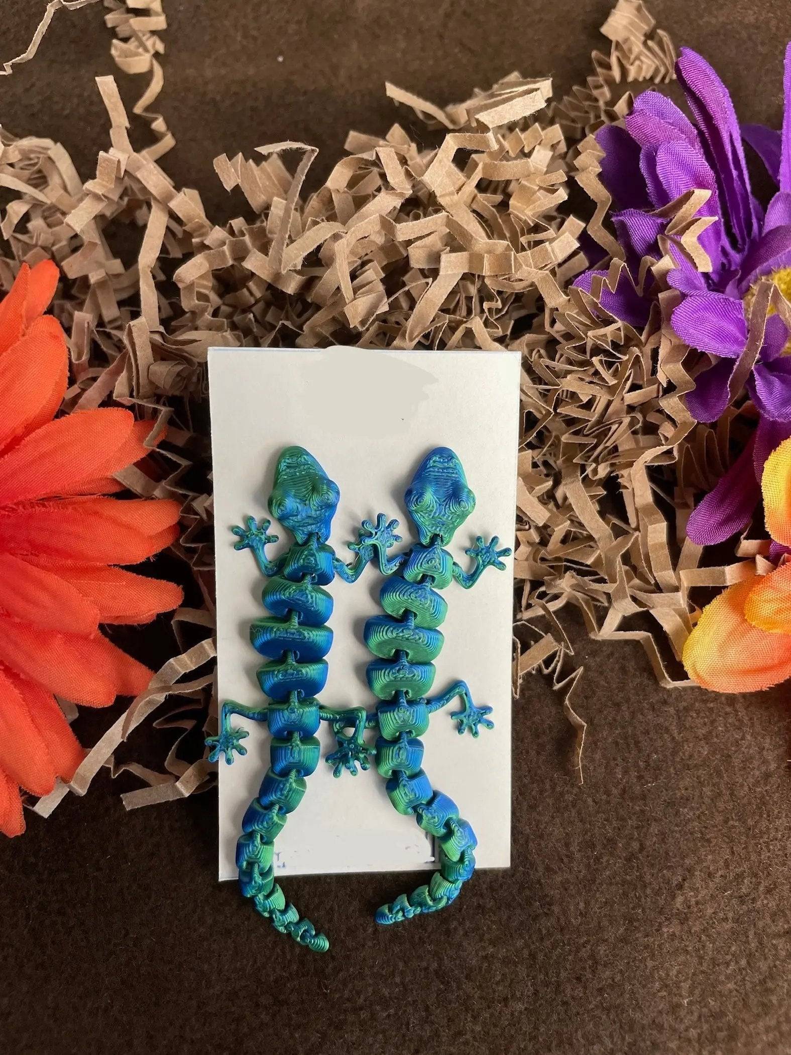 Gecko Dangle Earrings Ð Stainless Steel & Hypoallergenic Design