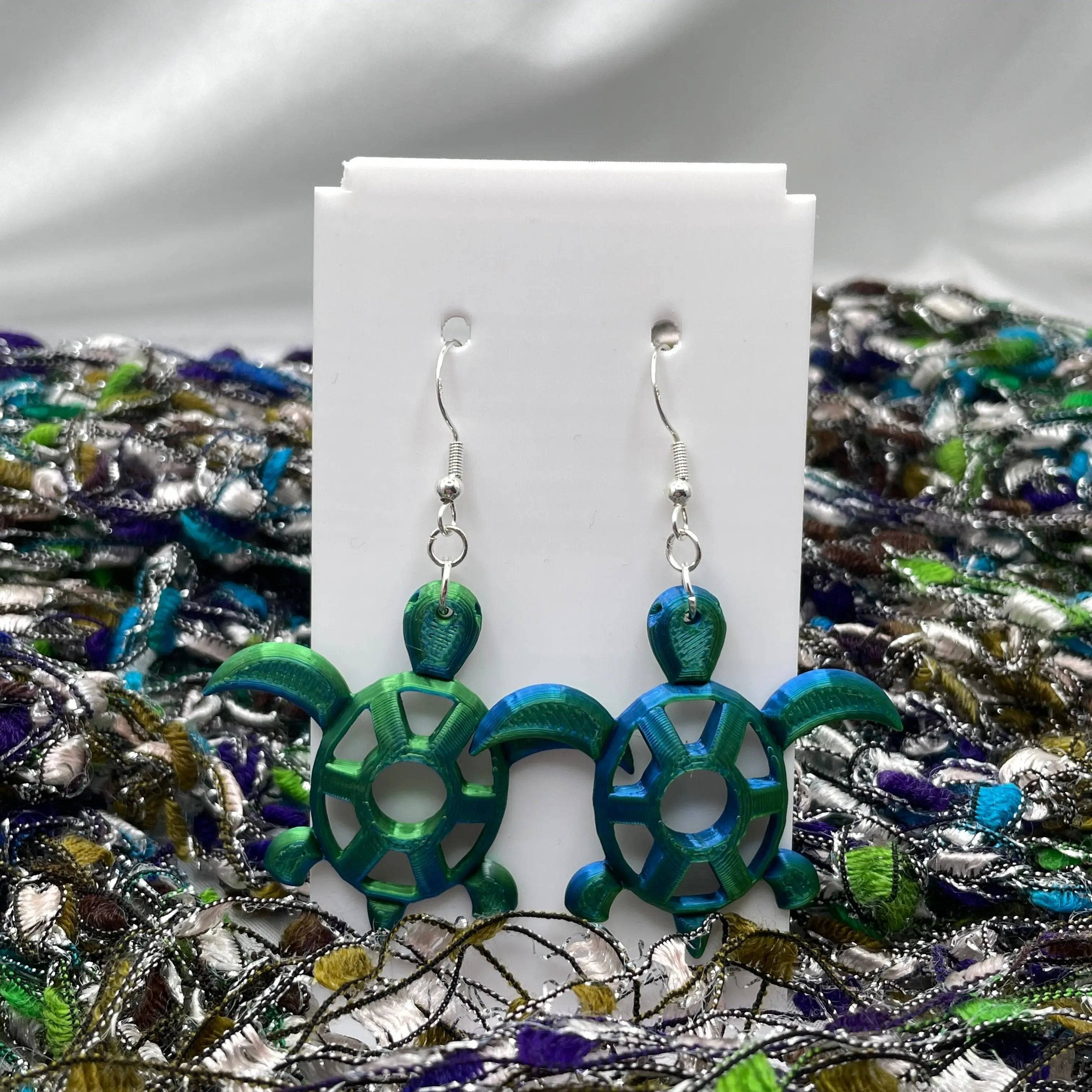 Sea Turtle Dangle Earrings Ð Lightweight & Stylish Gift for Women