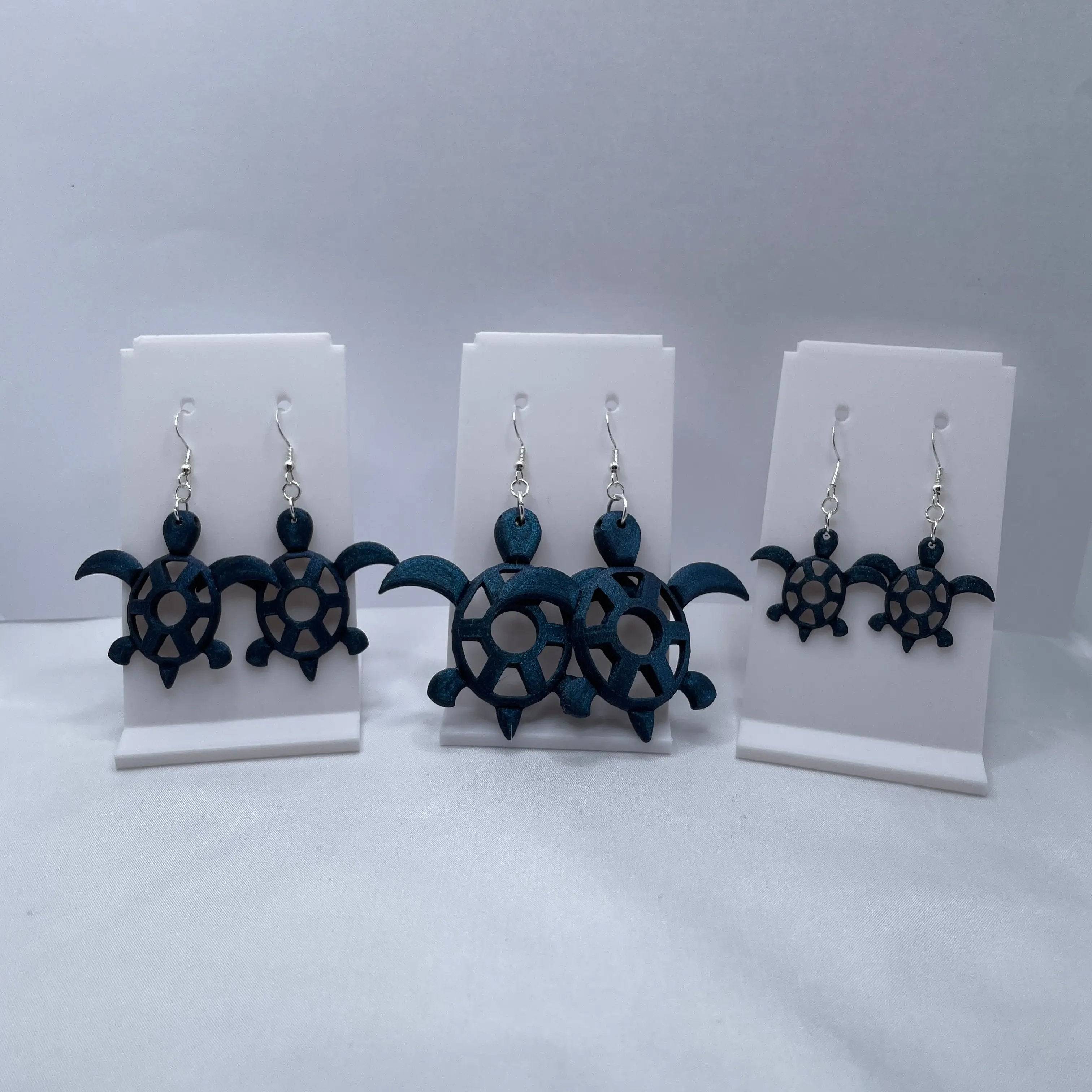 Sea Turtle Dangle Earrings Ð Lightweight & Stylish Gift for Women